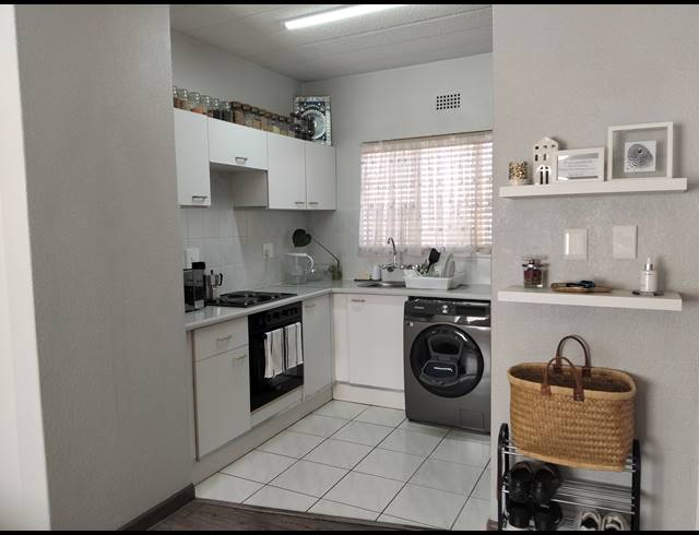 2 BEDROOM APARTMENT FOR SALE IN EDEN GLEN